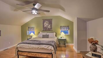 3 Schlafzimmer, Schreibtisch, Bügeleisen/Bügelbrett, Reisekinderbett