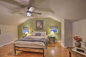 3 Schlafzimmer, Schreibtisch, Bügeleisen/Bügelbrett, Reisekinderbett