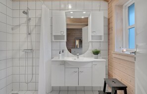 Shower - Pet friendly home in Hornbæk with WiFi (Hornbæk)
