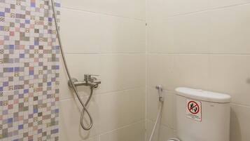 Standard Room | Bathroom