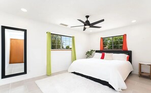 3 habitaciones, escritorio, tabla de planchar con plancha y wifi 