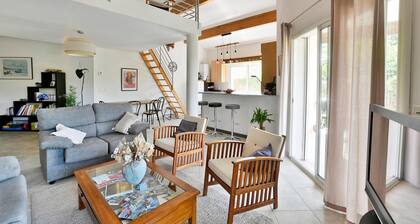 Stunning home in NIMES with WiFi
