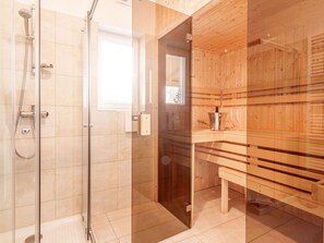 Bathroom - Wonderful private villa for 10 people with WIFI, TV, terrace and pets allowed (Lojzova Paseka)