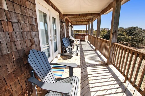 Oceanside, Hot Tub, Screened Porch, Wild Horses, 4x504, Sol Searcher