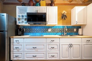 House (1 Bedroom) | Property amenity - Casita Mariposa by Kokopelli Property Management (Santa Fe)