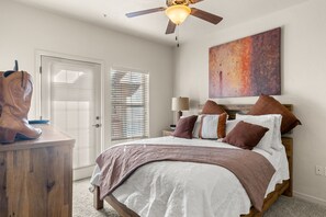 2 habitaciones, tabla de planchar con plancha y wifi gratis 