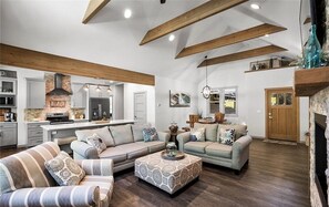Smart TV, fireplace, DVD player