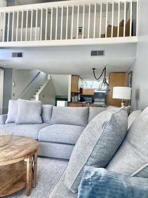 Smart TV, DVD player