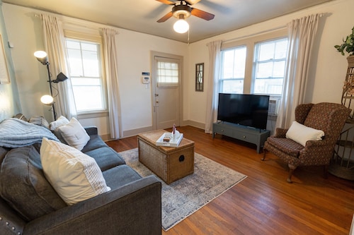 Historic Revival Midtown Memphis Duplex 64