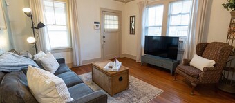 Historic Revival Midtown Memphis Duplex 64