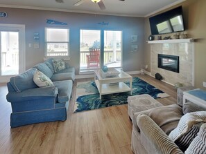 House (3 Bedrooms) | Property amenity