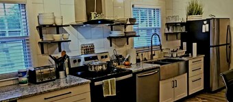 Aspen Villa-Country Club, Augustana, USF & Sanford Med.