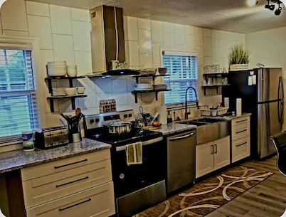 Aspen Villa-Country Club, Augustana, USF & Sanford Med.