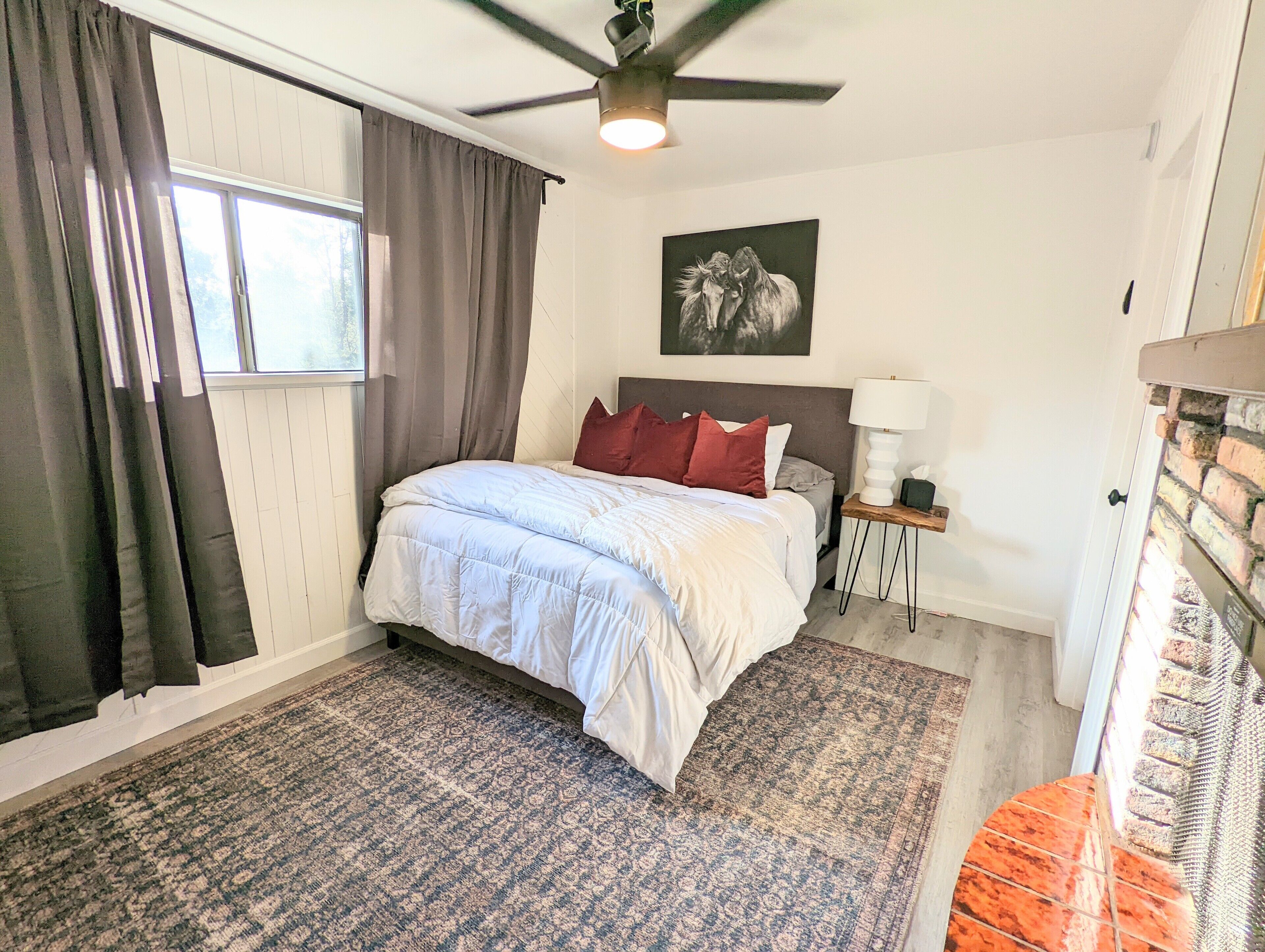 3PM Check in - sleeps 10 -3BR/2B - ACRE- Arcade-