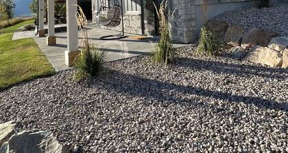 Newly Built Mountain Escape - Modern Home