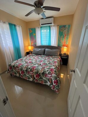 2 bedrooms, bed sheets - Beautiful island luxury apartment (Christiansted)