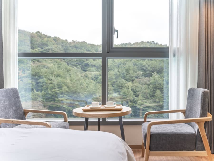 Desk, laptop workspace, free WiFi, bed sheets