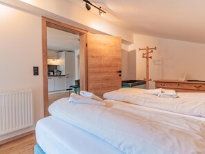 3 bedrooms, internet