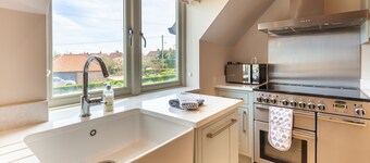 Choseley Cottage - modern cottage sleeping 6 in Docking