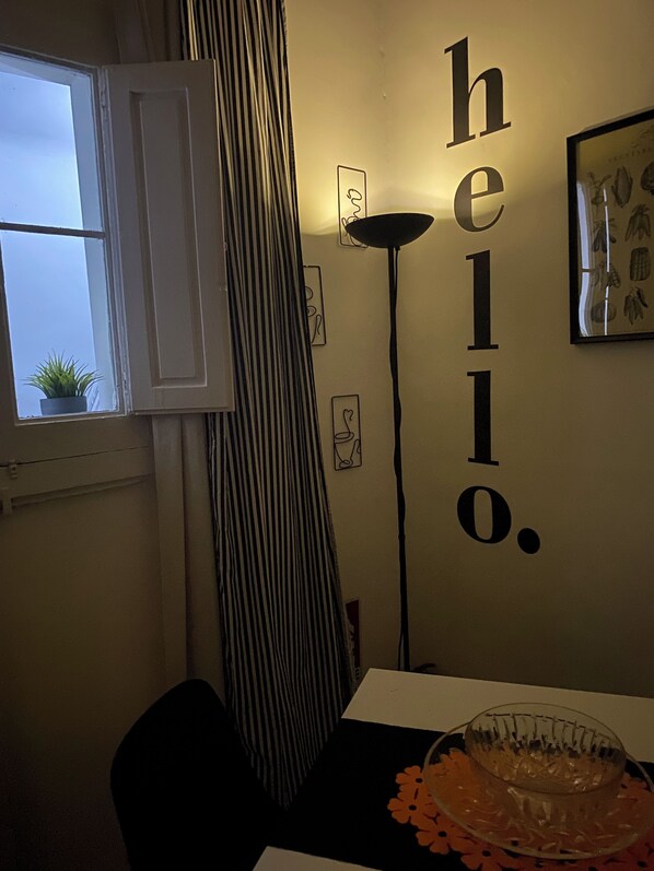 Dining - Relaxation in bari station (Bari)