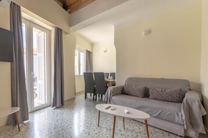 Family Apartment | Living area - Athens Plaka Family Suites (Athens)