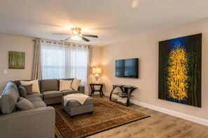 Unclassified image, 5 of 30, button