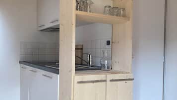 Réfrigérateur, four, plaque de cuisson, lave-vaisselle