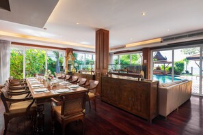 Dining - Gala Beachfront ~ Private Beachfront Villa ~ Seaside Terrace, Pool, Sauna, BBQ (Pattaya City)