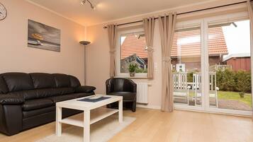 Smart-TV, DVD-Player, Bücher