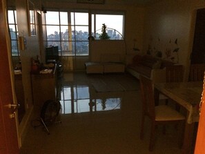 Living area - Amazing View - golf course (Taguig)