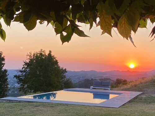 Exclusive Villa Poggio Sul Belbo 