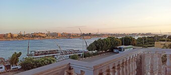 Luxor house Nile view