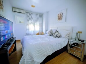 2 habitaciones, tabla de planchar con plancha y wifi gratis 