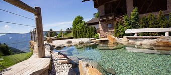 Apartment "Eggerhof Suite" with Mountain View, Lake Access & Wi-Fi