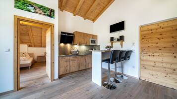 Refrigerador, microondas, parrilla de estufa y lavavajillas