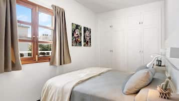 2 Schlafzimmer, Bügeleisen/Bügelbrett, kostenloses WLAN, Bettwäsche