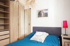 1 camera, ferro/asse da stiro, Wi-Fi gratuito, lenzuola