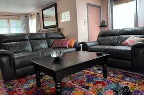 スマートテレビ、書斎 / ワークスペース