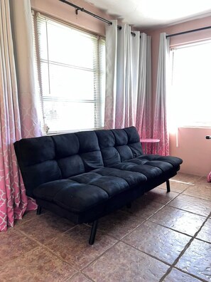 Smart TV, offices - Bright 3BR, Dog Friendly, Fenced Yard, FSU & Downtown (Tallahassee)