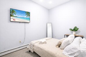 2 camere, una scrivania, Wi-Fi gratuito, lenzuola