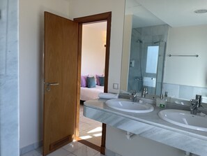 Dusche, Handtücher