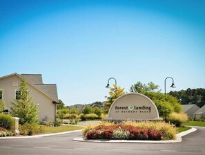 Property grounds - Forest Landing * 4BR Bethany Beach Luxury Resort Home (Frankford)