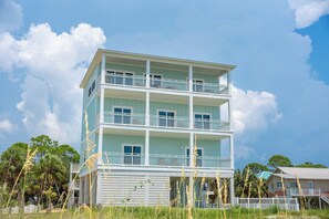 Exterior - Grand new construction, gulf front, private pool, elevator, pet friendly! (Port Saint Joe)
