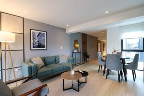 Televisio, työhuone