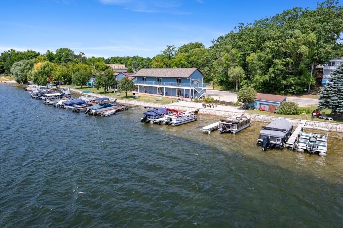 Marina
