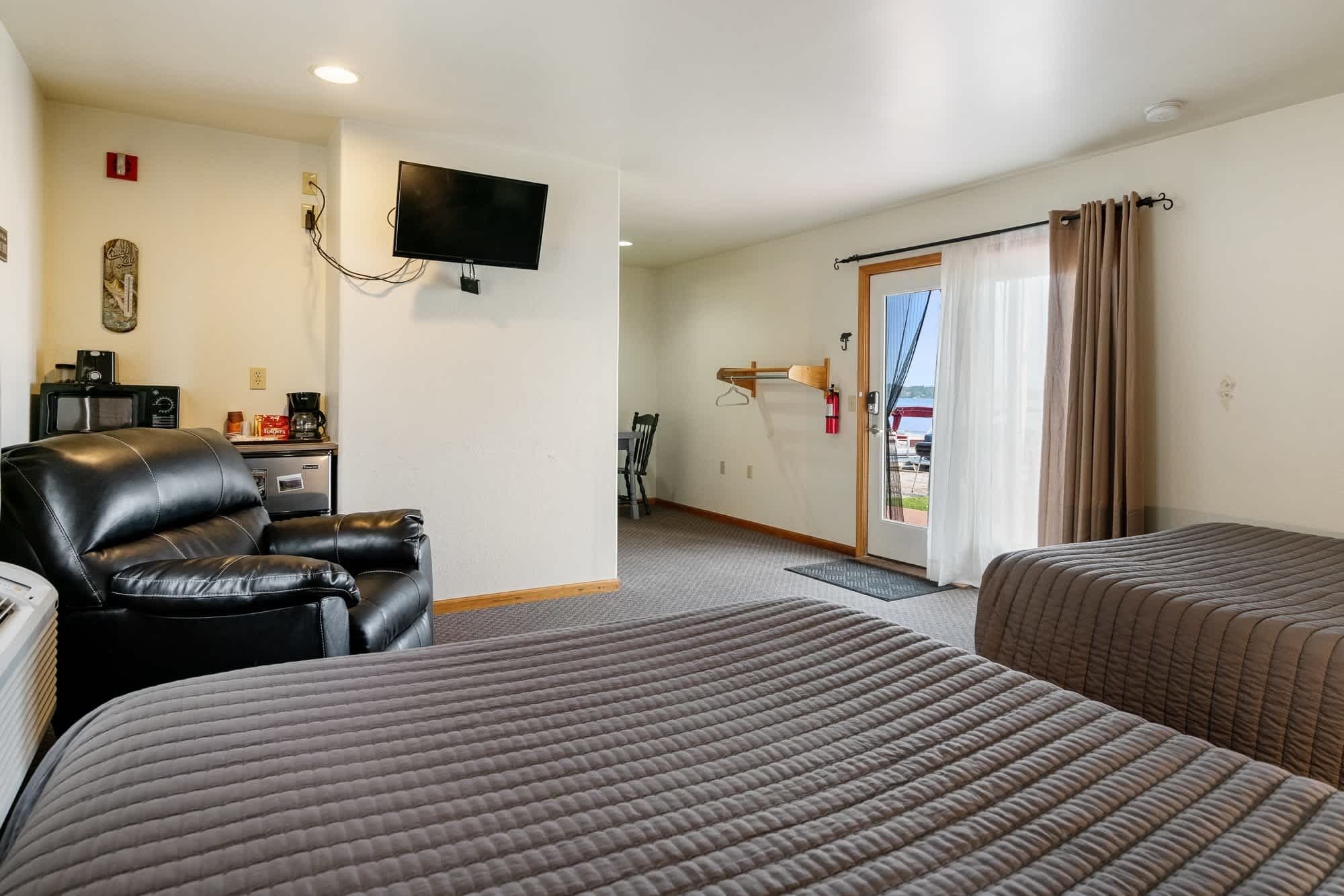 1 多间卧室、熨斗/熨衣板、WiFi、床单