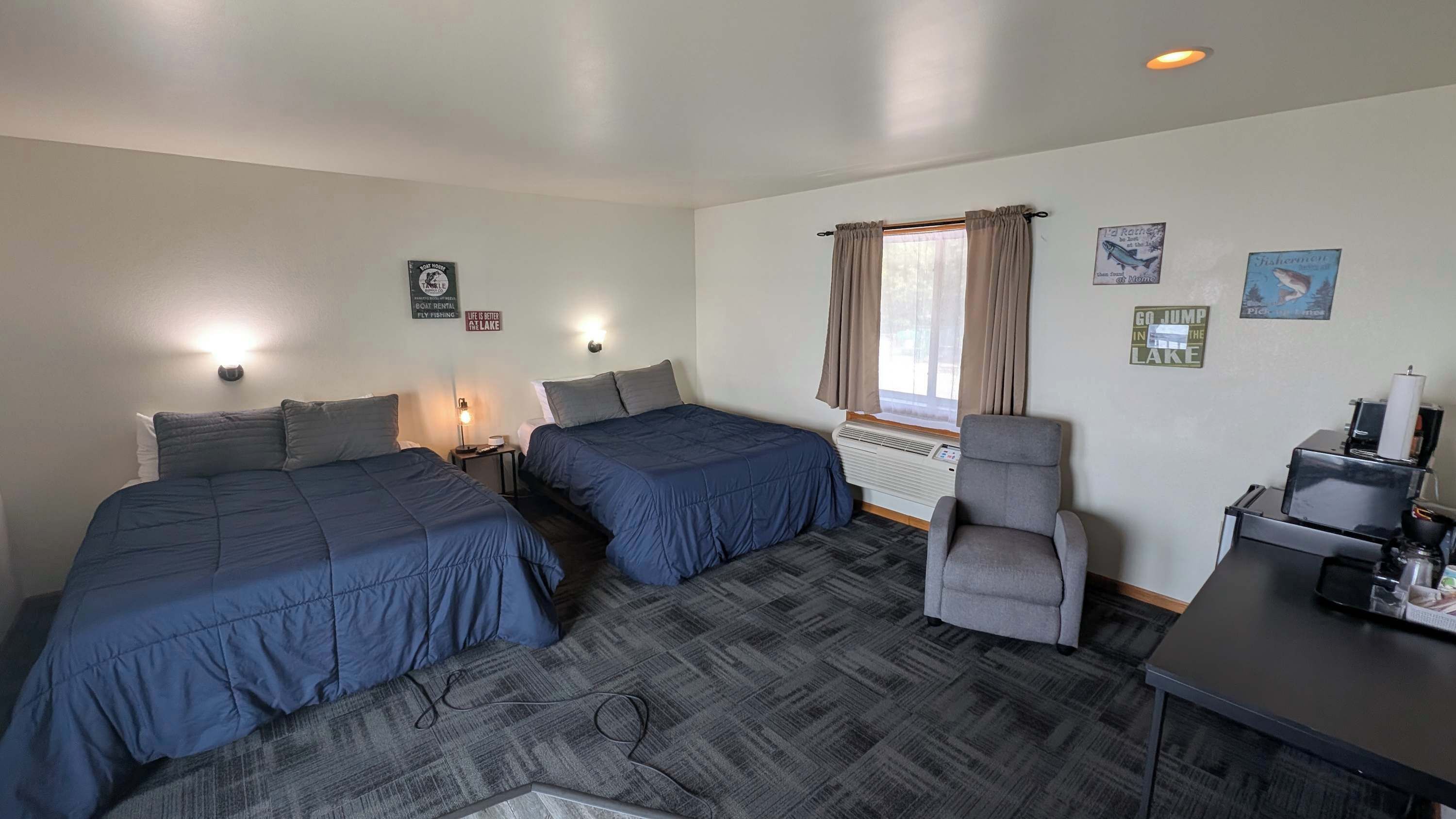 1 slaapkamer, een strijkplank/strijkijzer, wifi, beddengoed