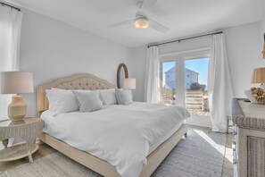 4 habitaciones, tabla de planchar con plancha, cuna de viaje y internet 
