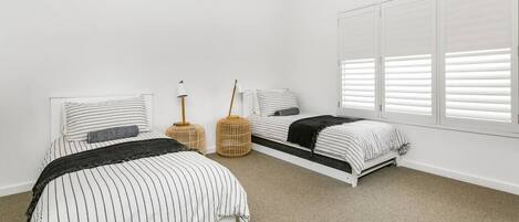 4 Schlafzimmer, Bügeleisen/Bügelbrett, WLAN, Bettwäsche