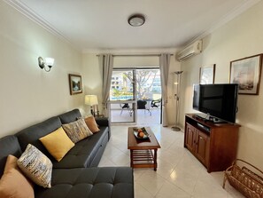 TV - VILAMOURA GARDEN VIEW 1 WITH POOL by HOMING (Vilamoura)